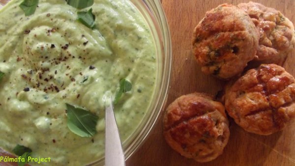 Medvehagymás avokádókrém recept