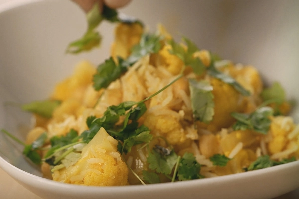 Karfiol csicseriborsó curry - Videó a cikkben!